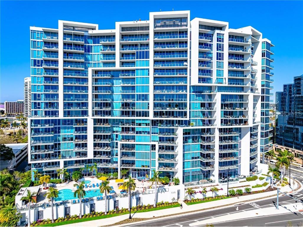 1155 N Gulfstream Avenue #606 Sarasota FL 34236 A4602439 image1