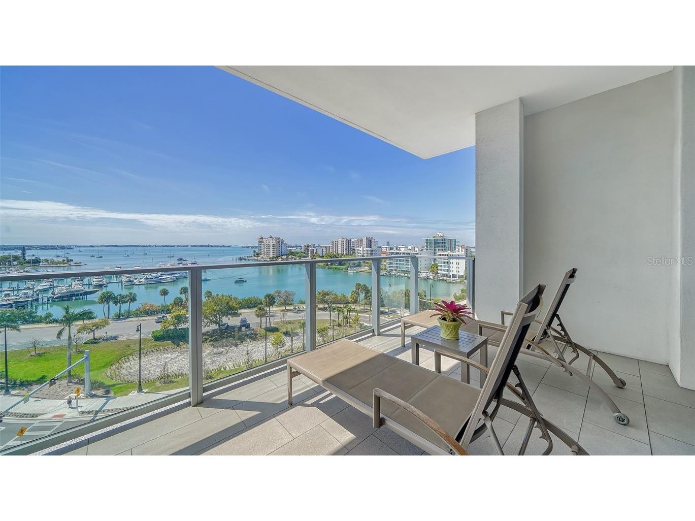 1155 N Gulfstream Avenue #707 Sarasota FL 34236 - SARASOTA BAY A4604536 image1