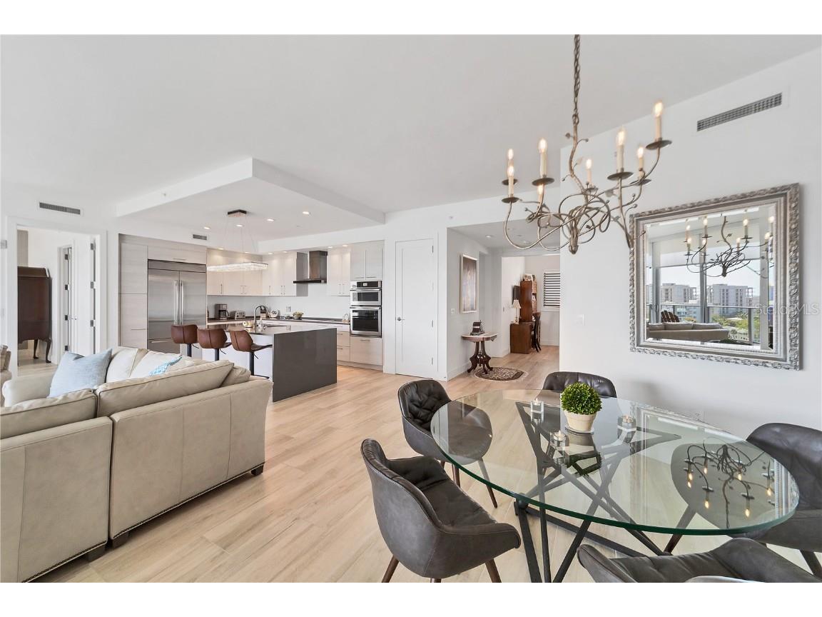 1155 N Gulfstream Avenue #802 Sarasota FL 34236 A4674218 image10