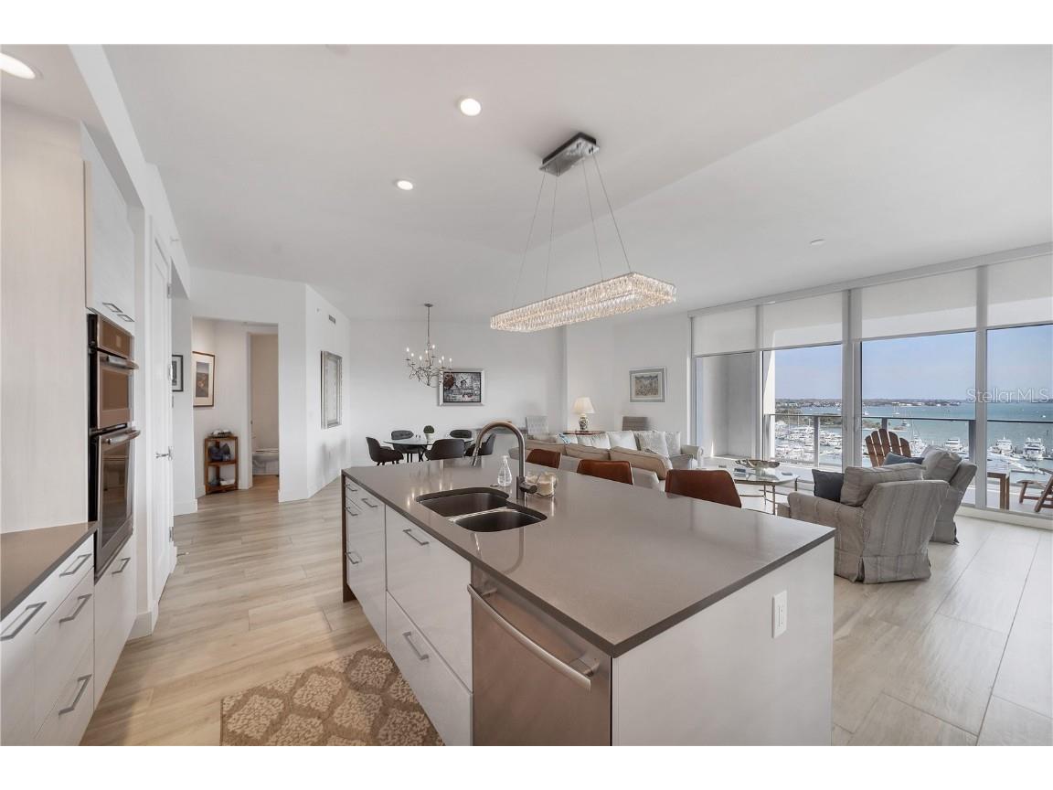 1155 N Gulfstream Avenue #802 Sarasota FL 34236 A4674218 image15