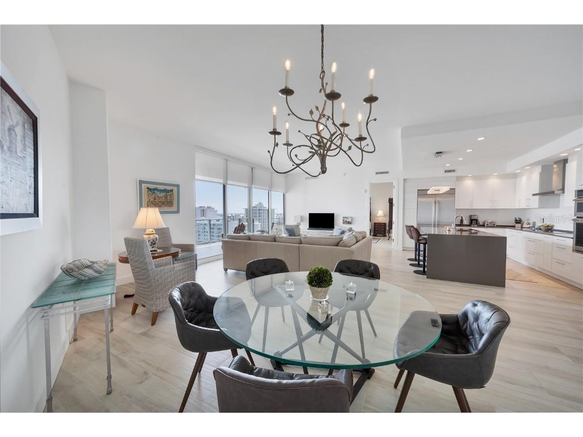 1155 N Gulfstream Avenue #802 Sarasota FL 34236 A4674218 image17