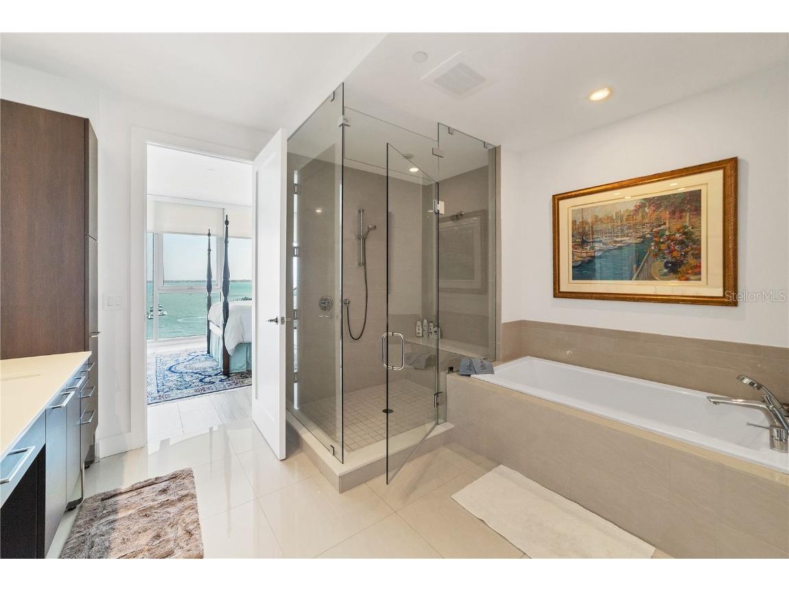 1155 N Gulfstream Avenue #802 Sarasota FL 34236 A4674218 image21