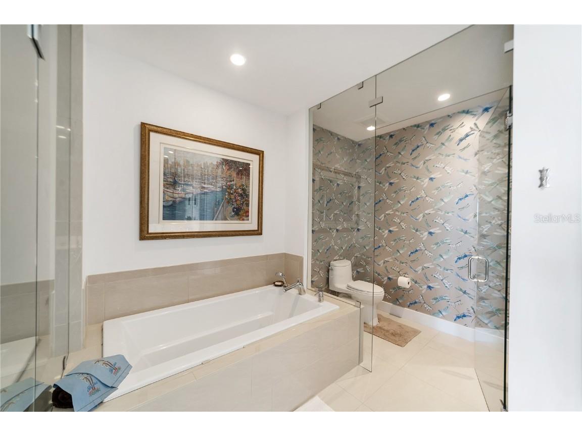 1155 N Gulfstream Avenue #802 Sarasota FL 34236 A4674218 image22