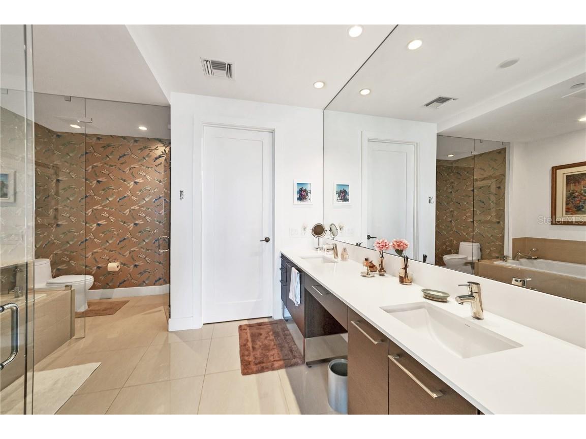 1155 N Gulfstream Avenue #802 Sarasota FL 34236 A4674218 image23