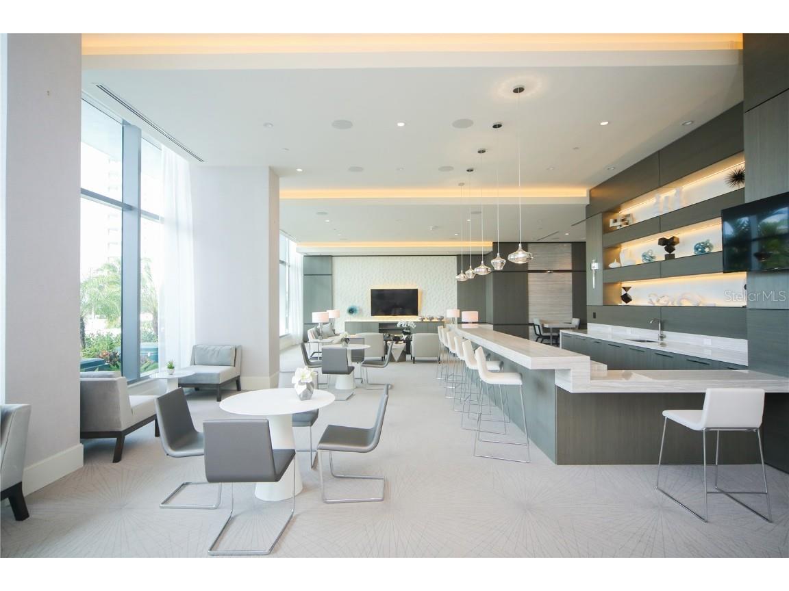 1155 N Gulfstream Avenue #802 Sarasota FL 34236 A4674218 image32