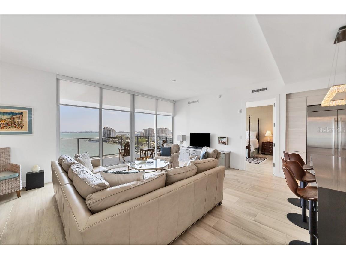 1155 N Gulfstream Avenue #802 Sarasota FL 34236 A4674218 image6