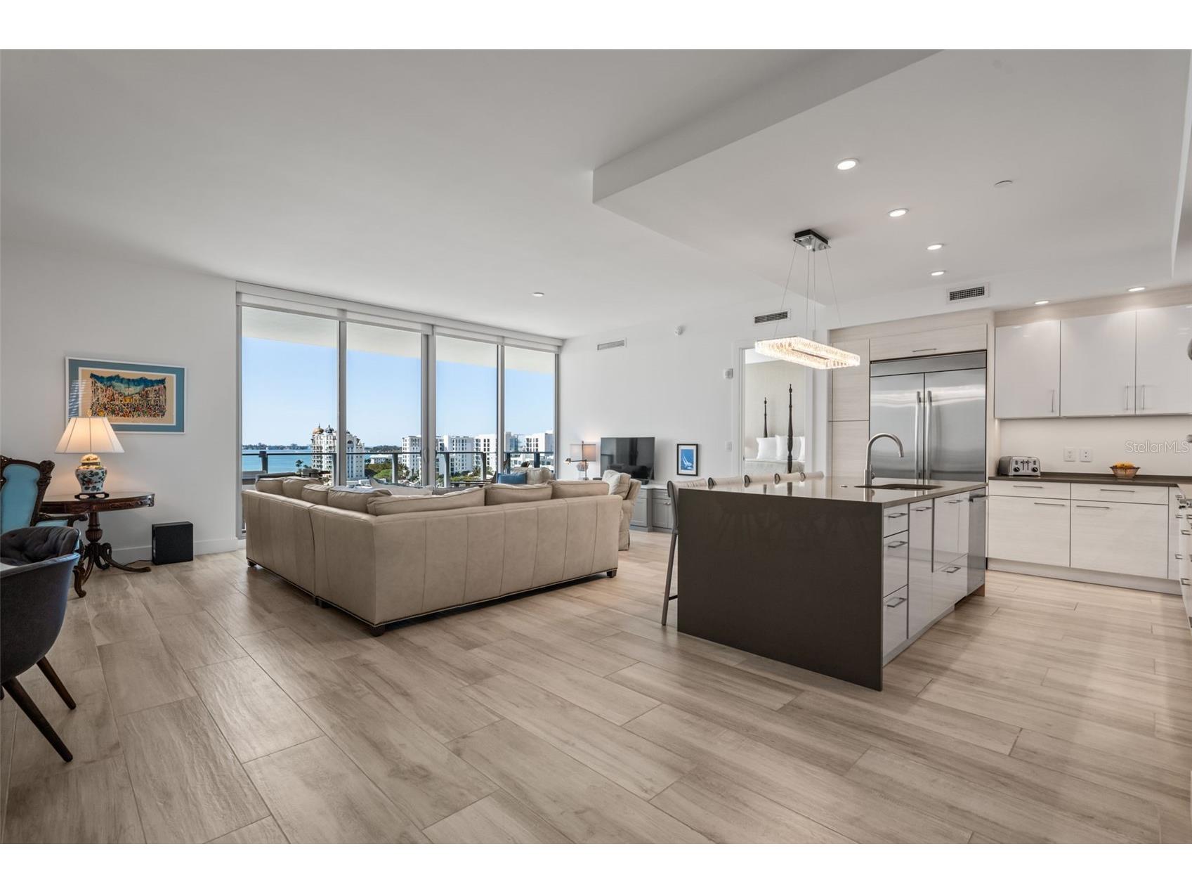 1155 N Gulfstream Avenue #802 Sarasota FL 34236 A4684831 image12