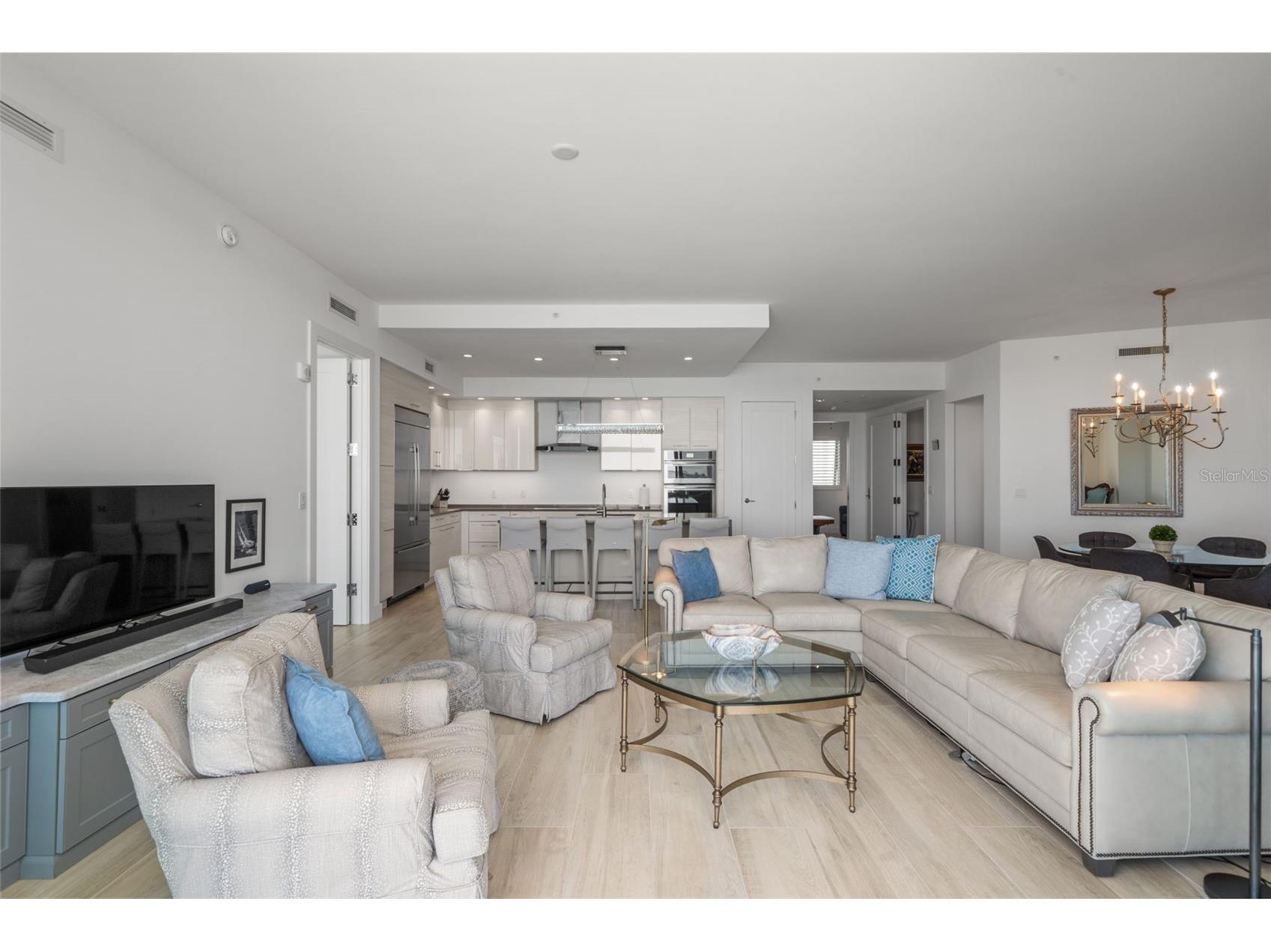 1155 N Gulfstream Avenue #802 Sarasota FL 34236 A4684831 image28