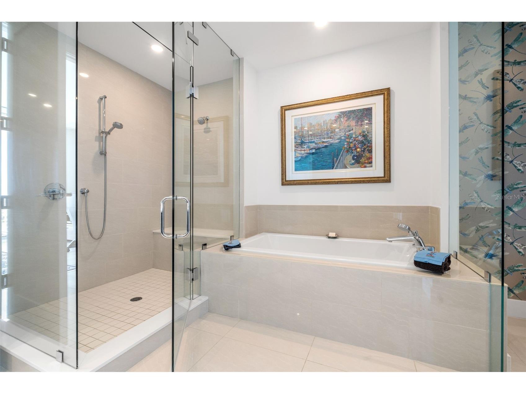 1155 N Gulfstream Avenue #802 Sarasota FL 34236 A4684831 image41