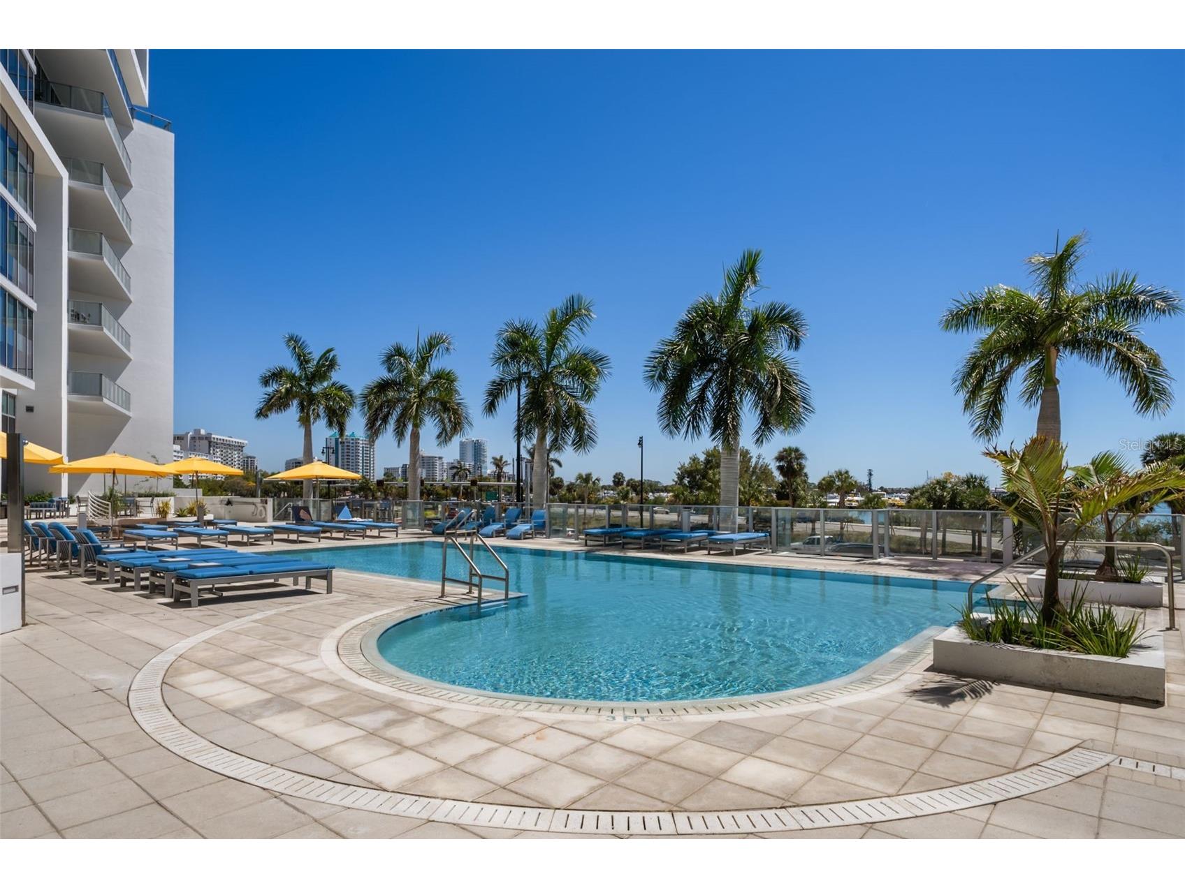 1155 N Gulfstream Avenue #802 Sarasota FL 34236 A4684831 image60