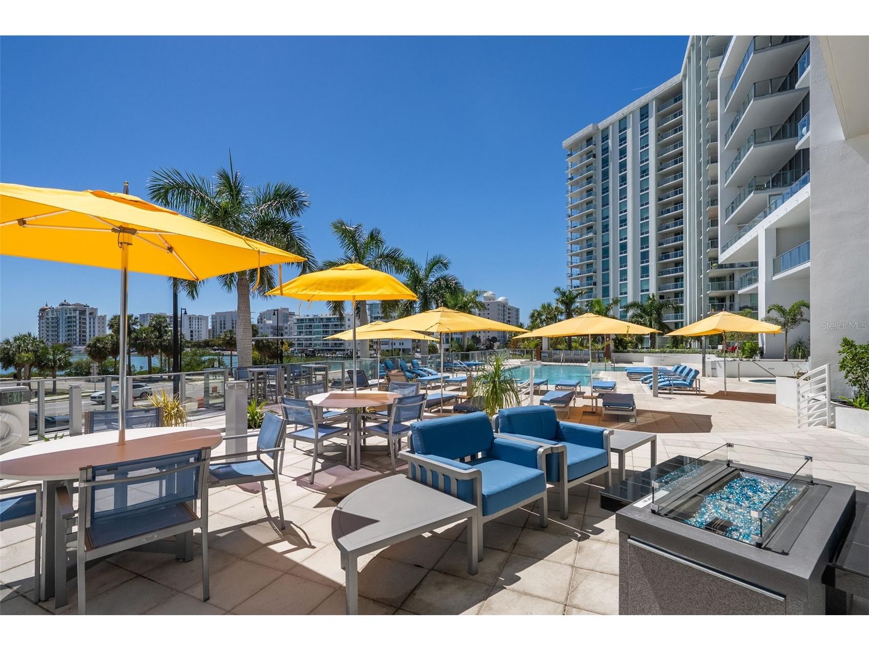 1155 N Gulfstream Avenue #802 Sarasota FL 34236 A4684831 image61