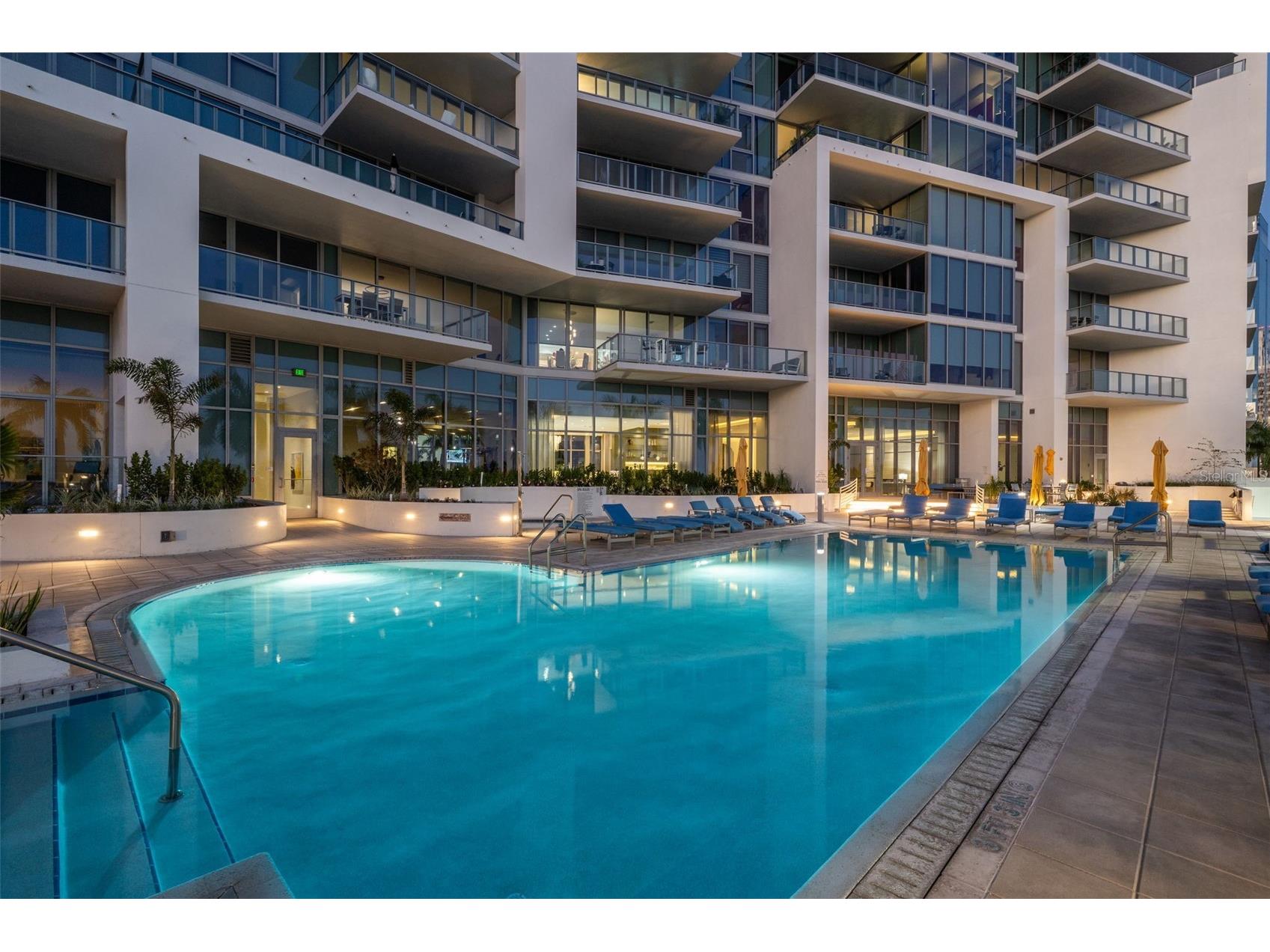 1155 N Gulfstream Avenue #802 Sarasota FL 34236 A4684831 image68
