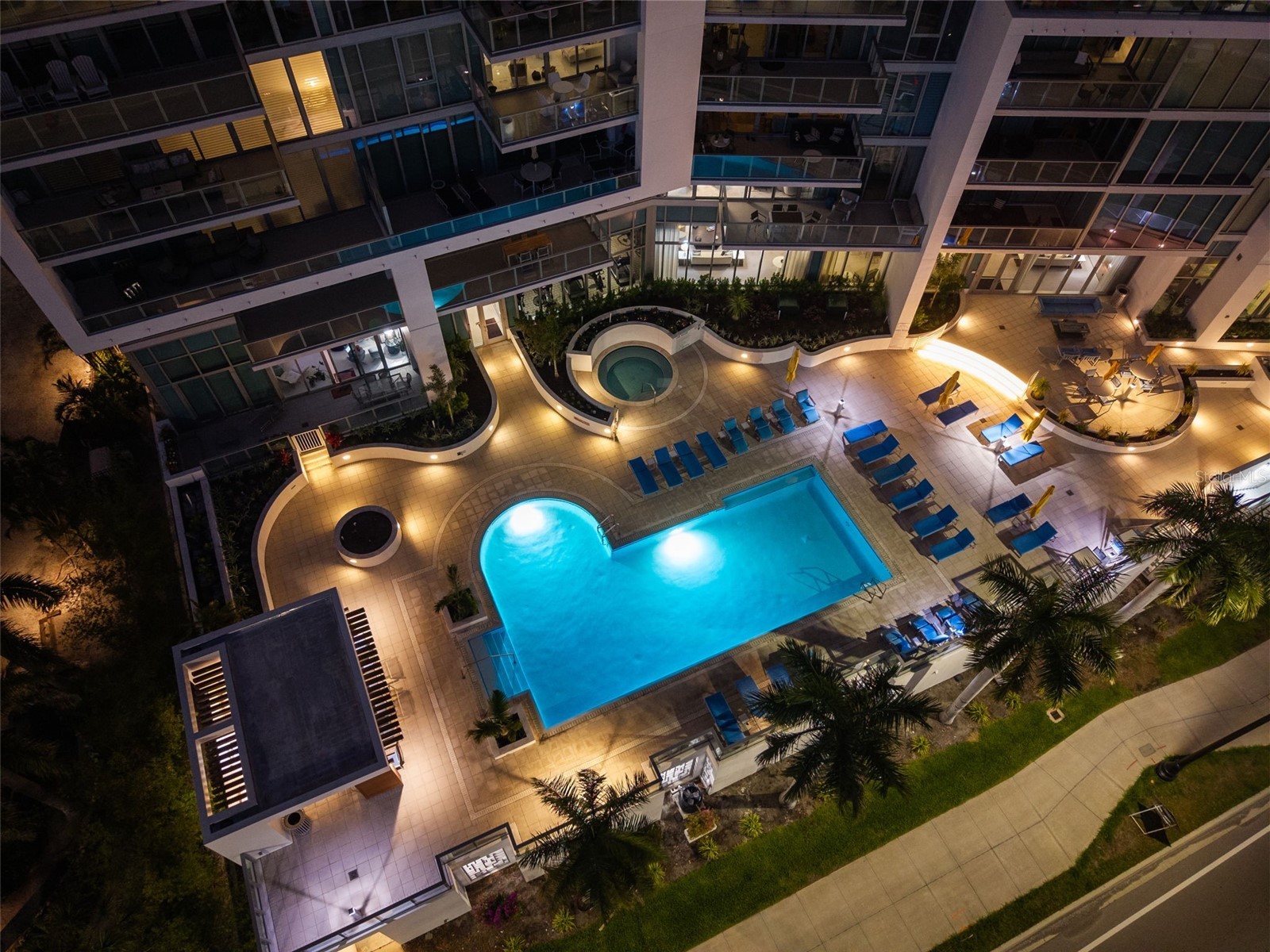 1155 N Gulfstream Avenue #802 Sarasota FL 34236 A4684831 image72