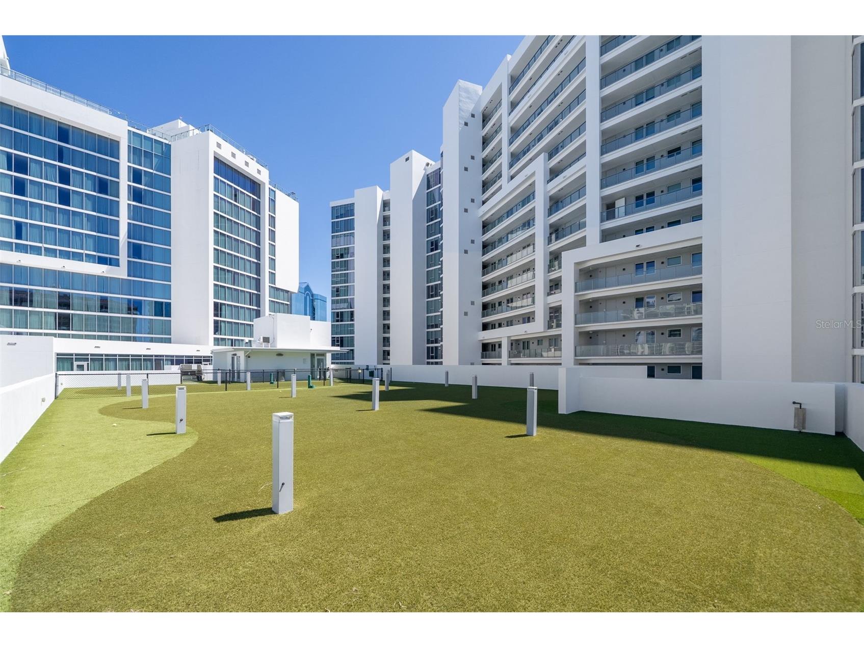 1155 N Gulfstream Avenue #802 Sarasota FL 34236 A4684831 image75