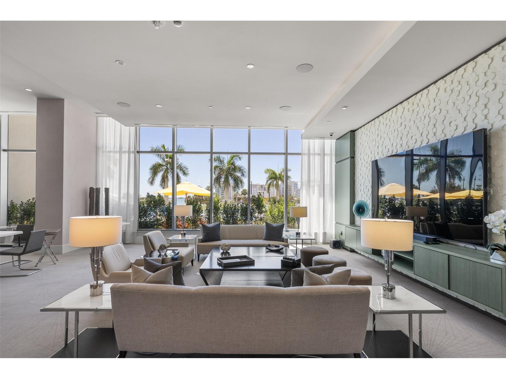 1155 N Gulfstream Avenue #802 Sarasota FL 34236 A4684831 image80