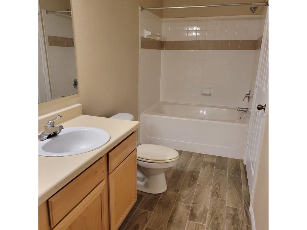 1155 Villagio Circle #102 Sarasota FL 34237 A4655593 image11