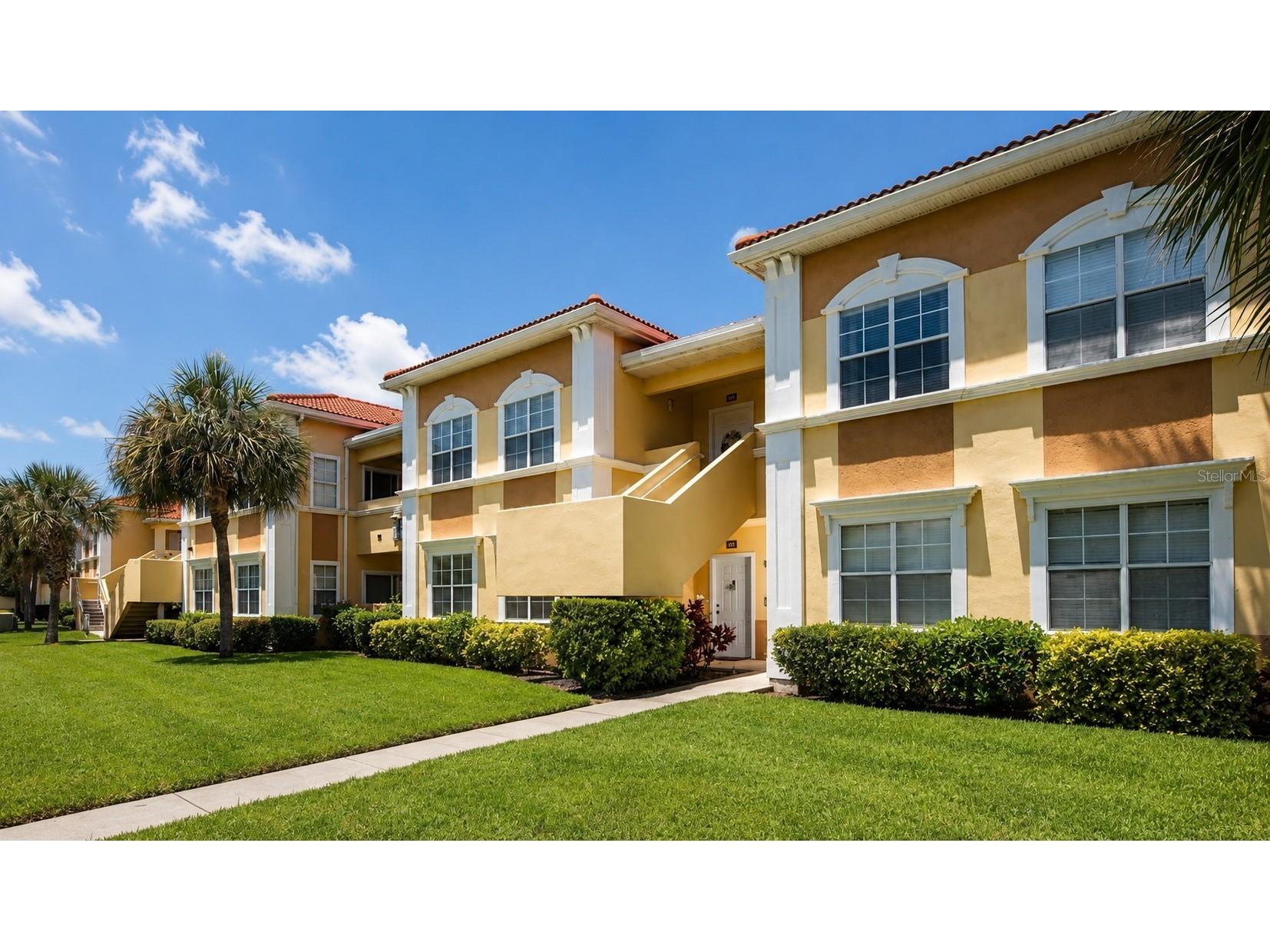 1155 Villagio Circle #202 Sarasota FL 34237 TB8518540 image1