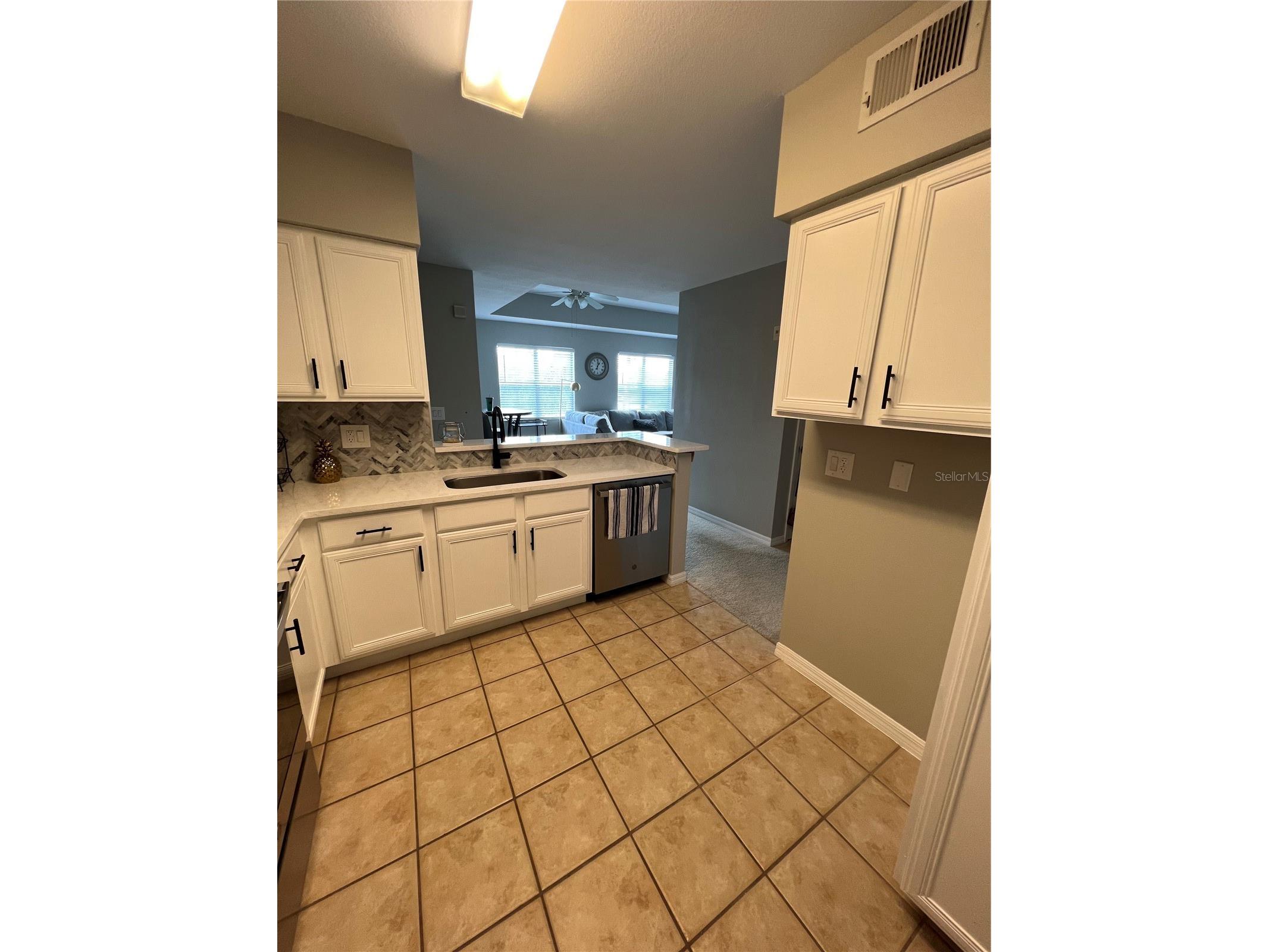 1155 Villagio Circle #202 Sarasota FL 34237 TB8518540 image5