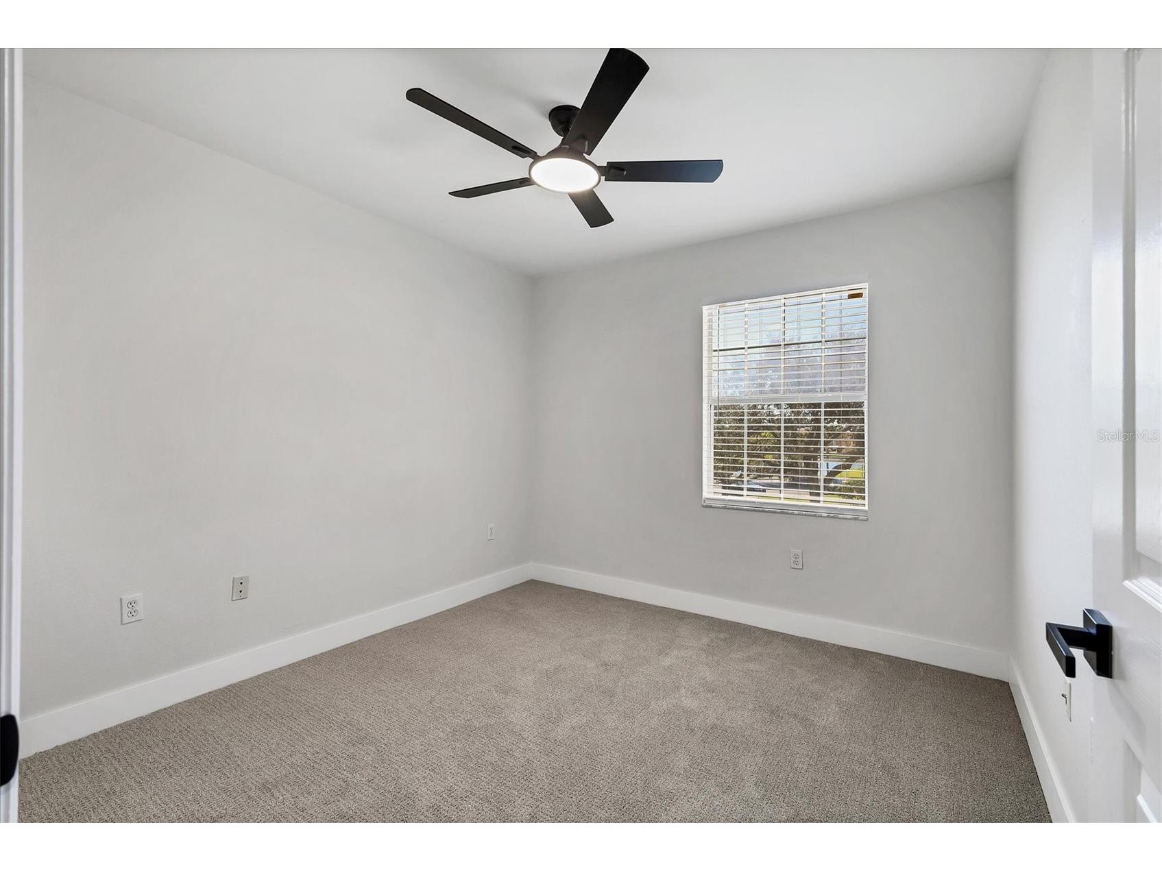 1155 Villagio Circle #205 Sarasota FL 34237 A4683439 image28