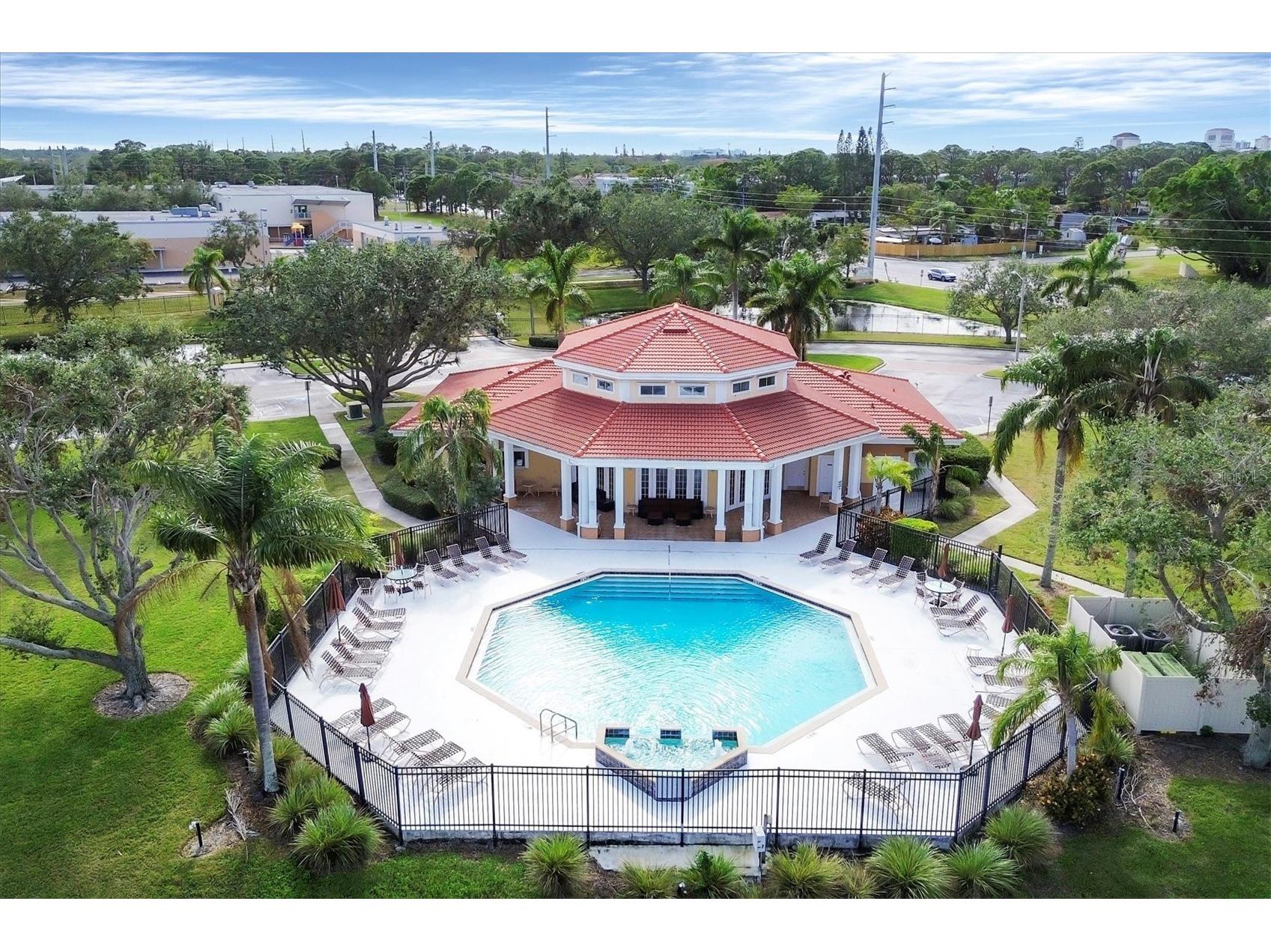 1155 Villagio Circle #205 Sarasota FL 34237 A4683439 image43