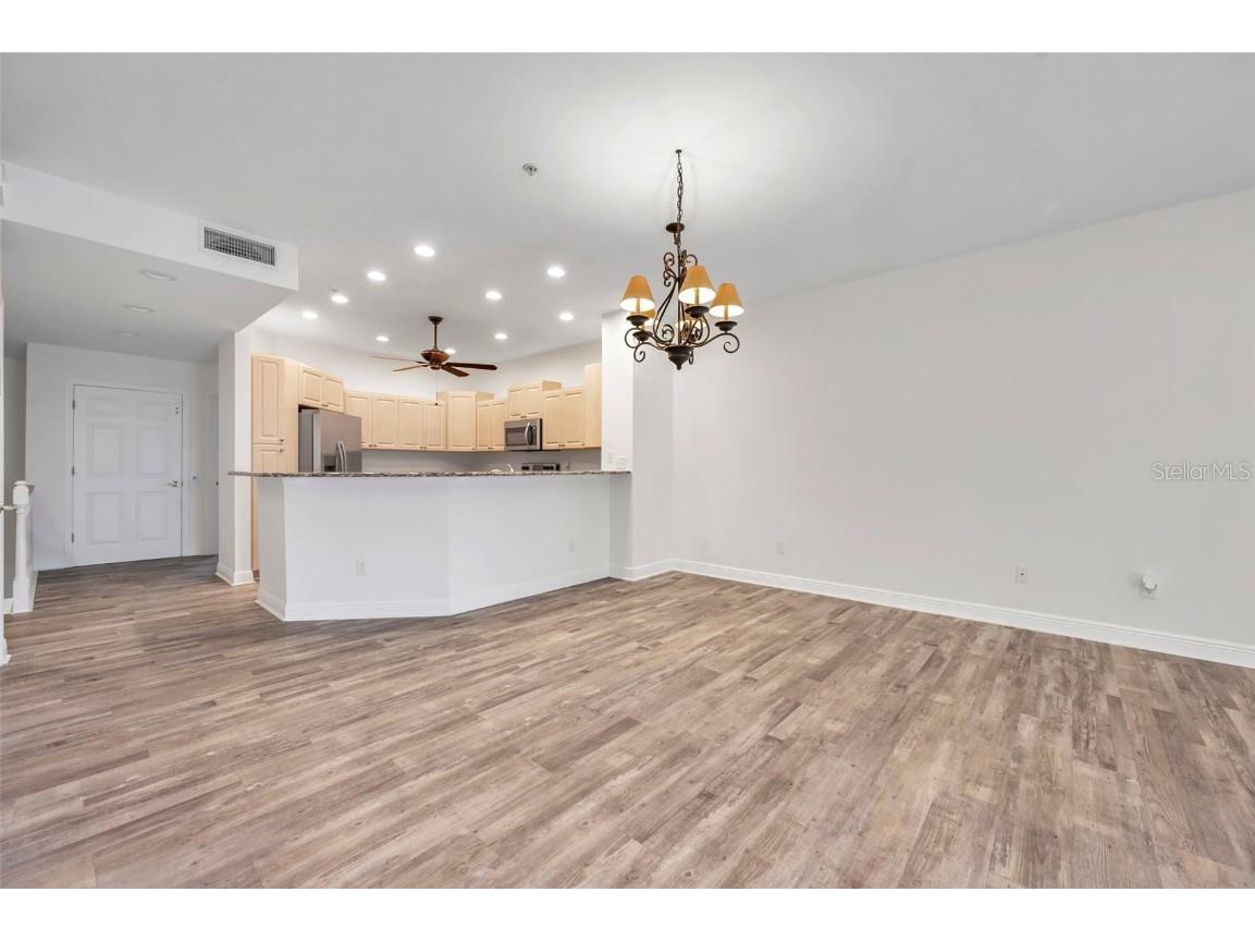 11555 Gulf Blvd Boulevard #115 Treasure Island FL 33706 TB8351061 image14