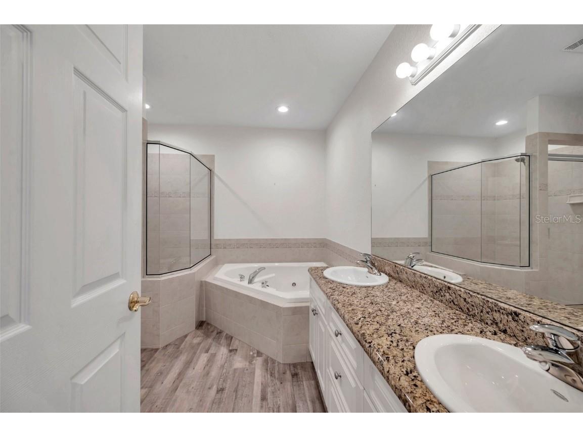 11555 Gulf Blvd Boulevard #115 Treasure Island FL 33706 TB8351061 image38