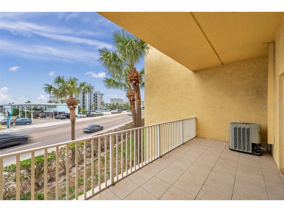 11555 Gulf Blvd Boulevard #115 Treasure Island FL 33706 TB8351061 image42
