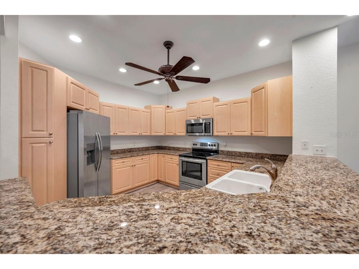 11555 Gulf Blvd Boulevard #115 Treasure Island FL 33706 TB8351061 image6