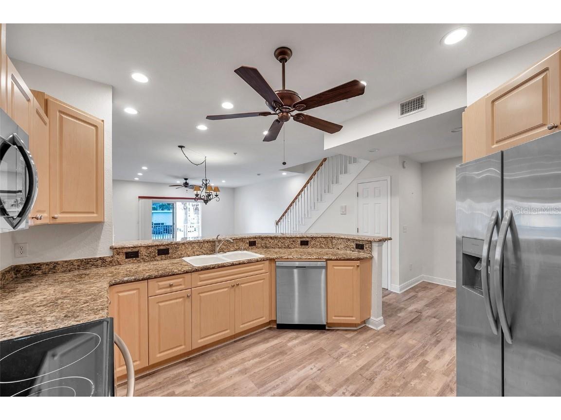 11555 Gulf Blvd Boulevard #115 Treasure Island FL 33706 TB8351061 image7