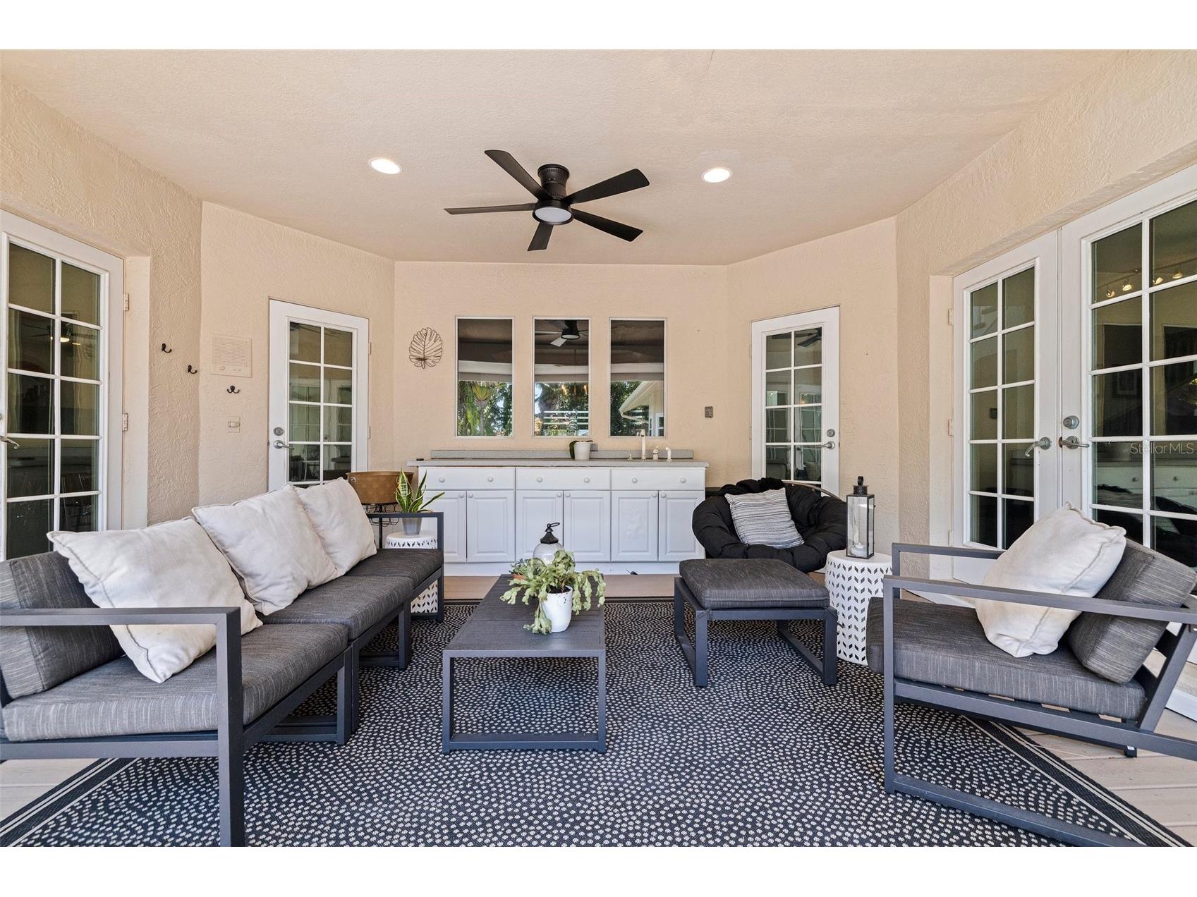 1156 2nd Avenue S Tierra Verde FL 33715 TB8503913 image8