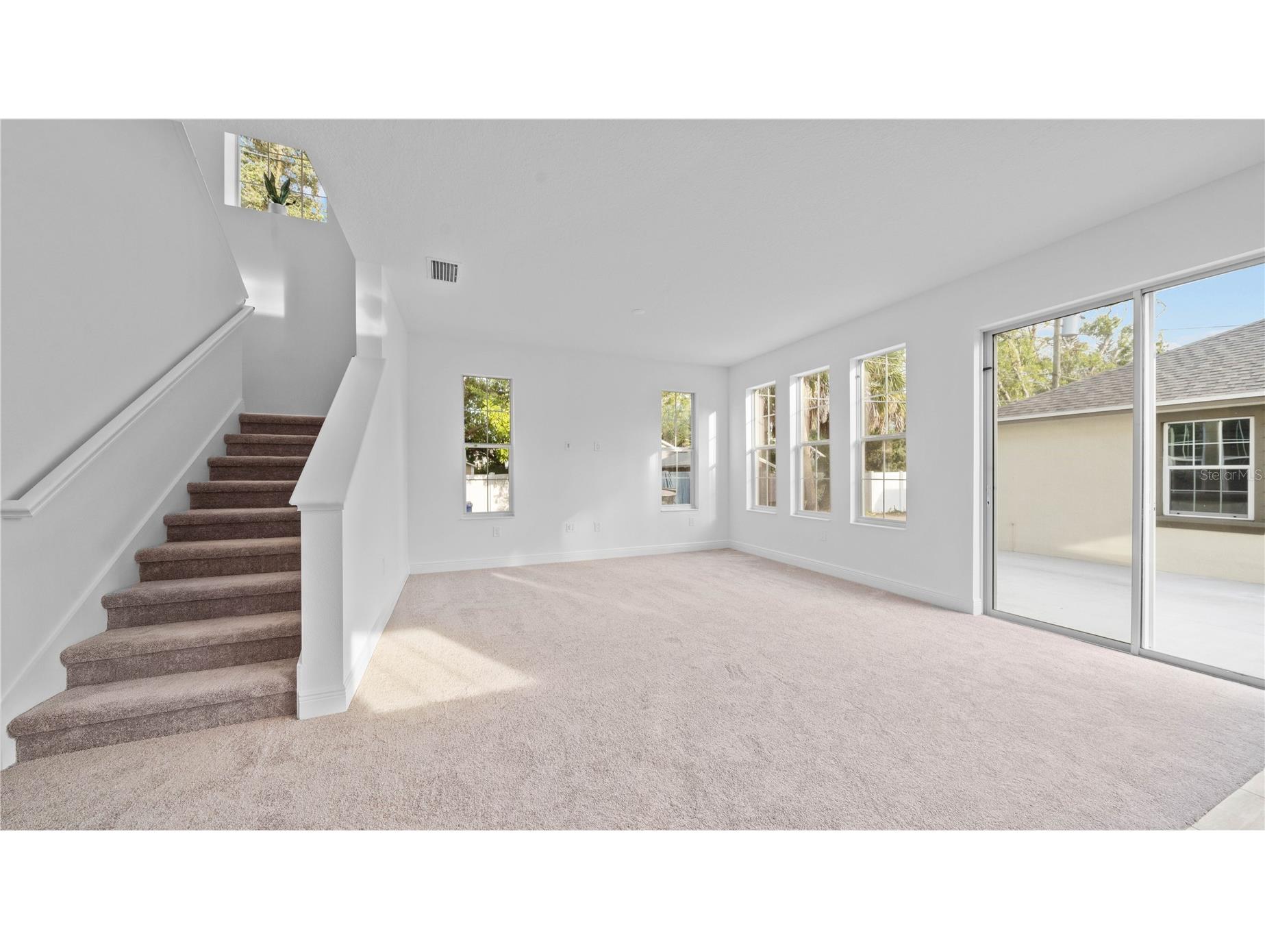 1156 37th Avenue N Saint Petersburg FL 33713 TB8516454 image10