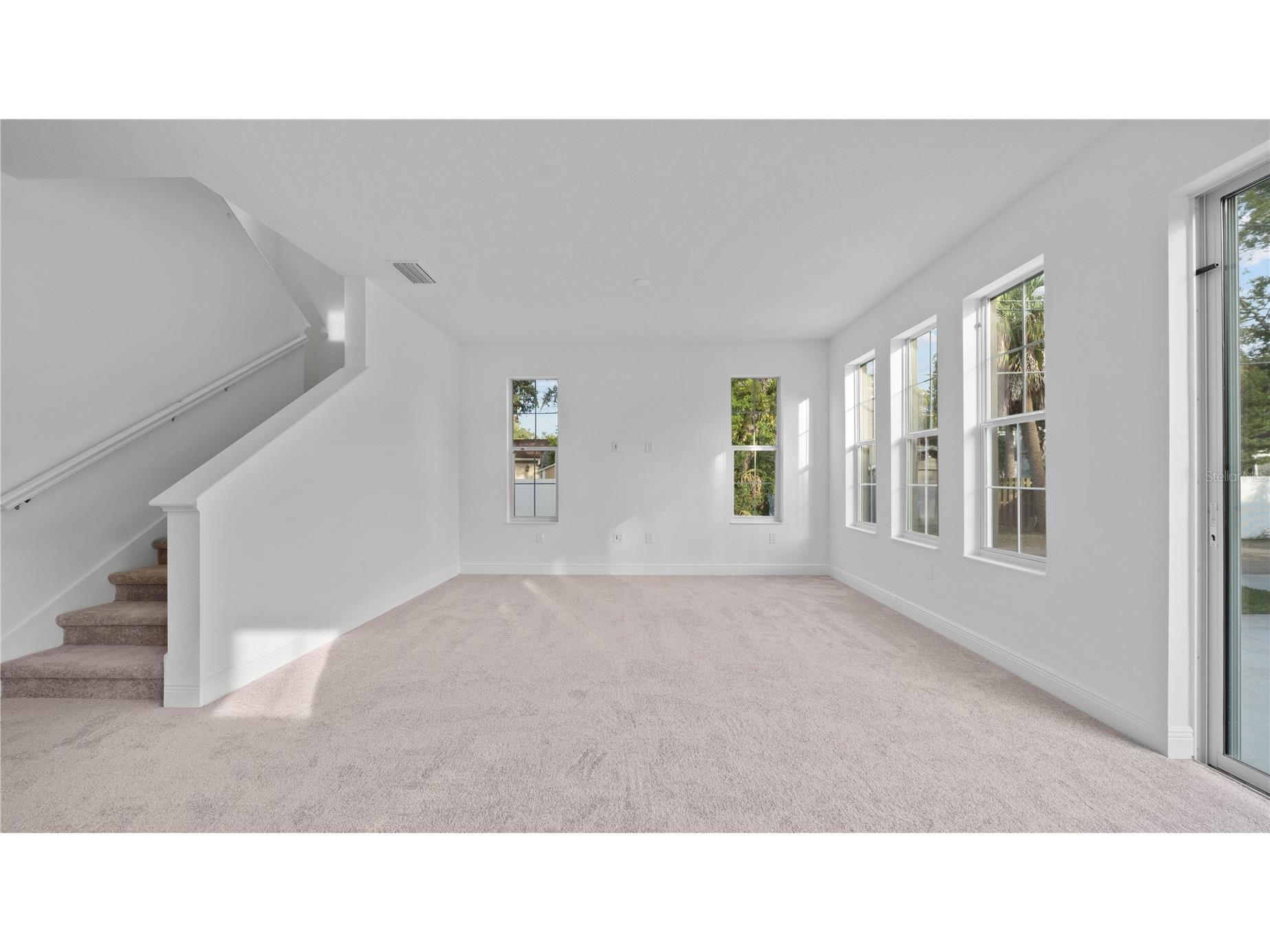1156 37th Avenue N Saint Petersburg FL 33713 TB8516454 image11