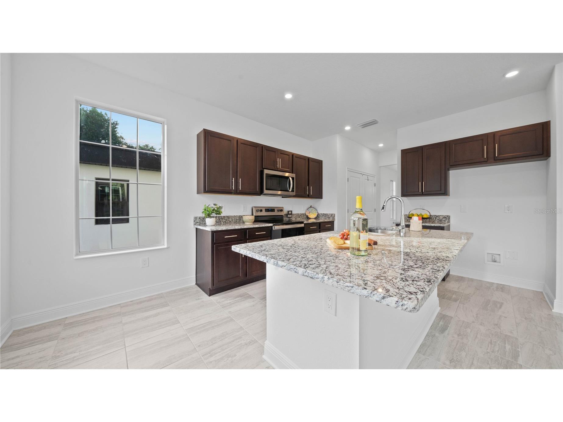 1156 37th Avenue N Saint Petersburg FL 33713 TB8516454 image13