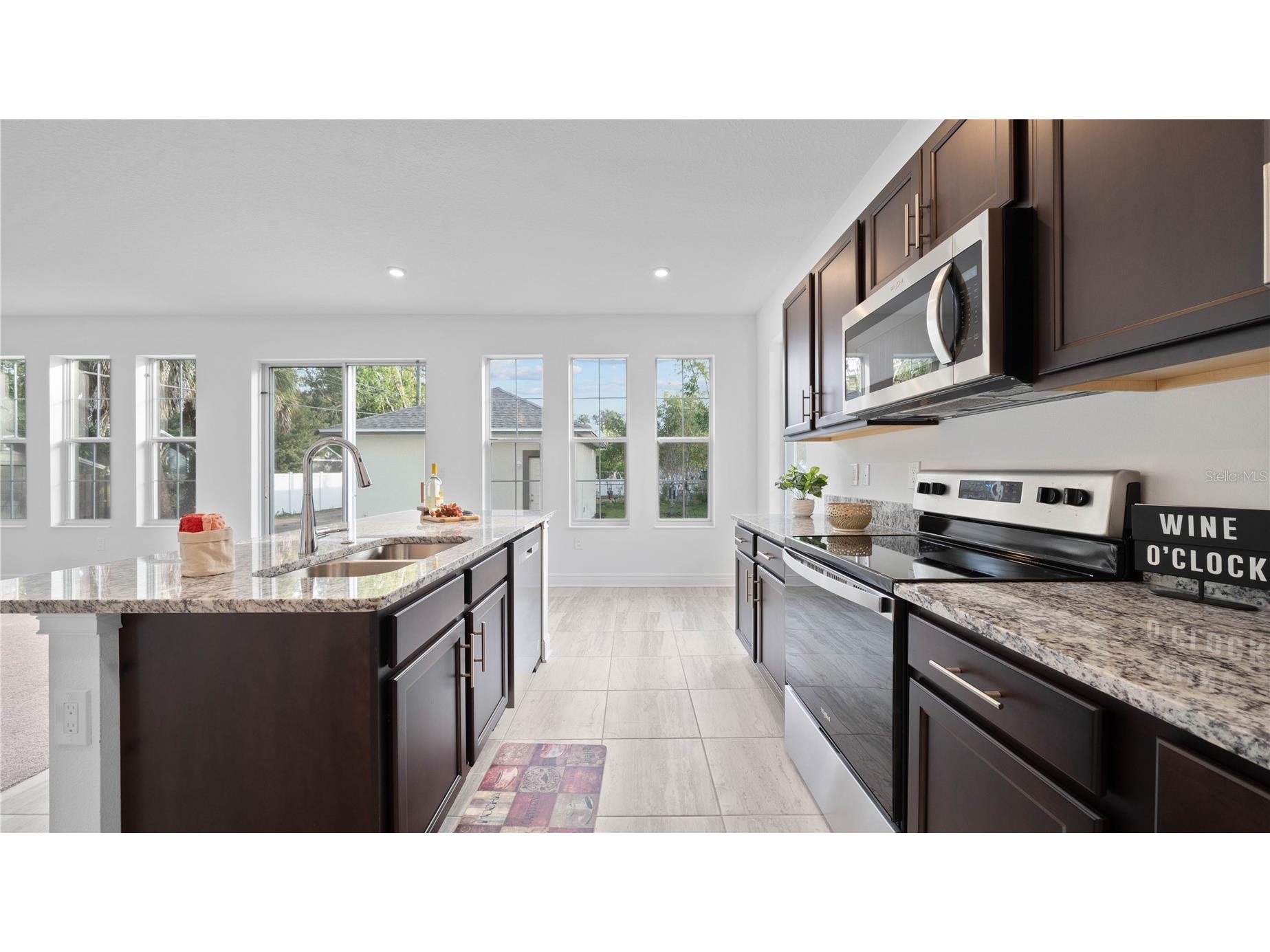 1156 37th Avenue N Saint Petersburg FL 33713 TB8516454 image16