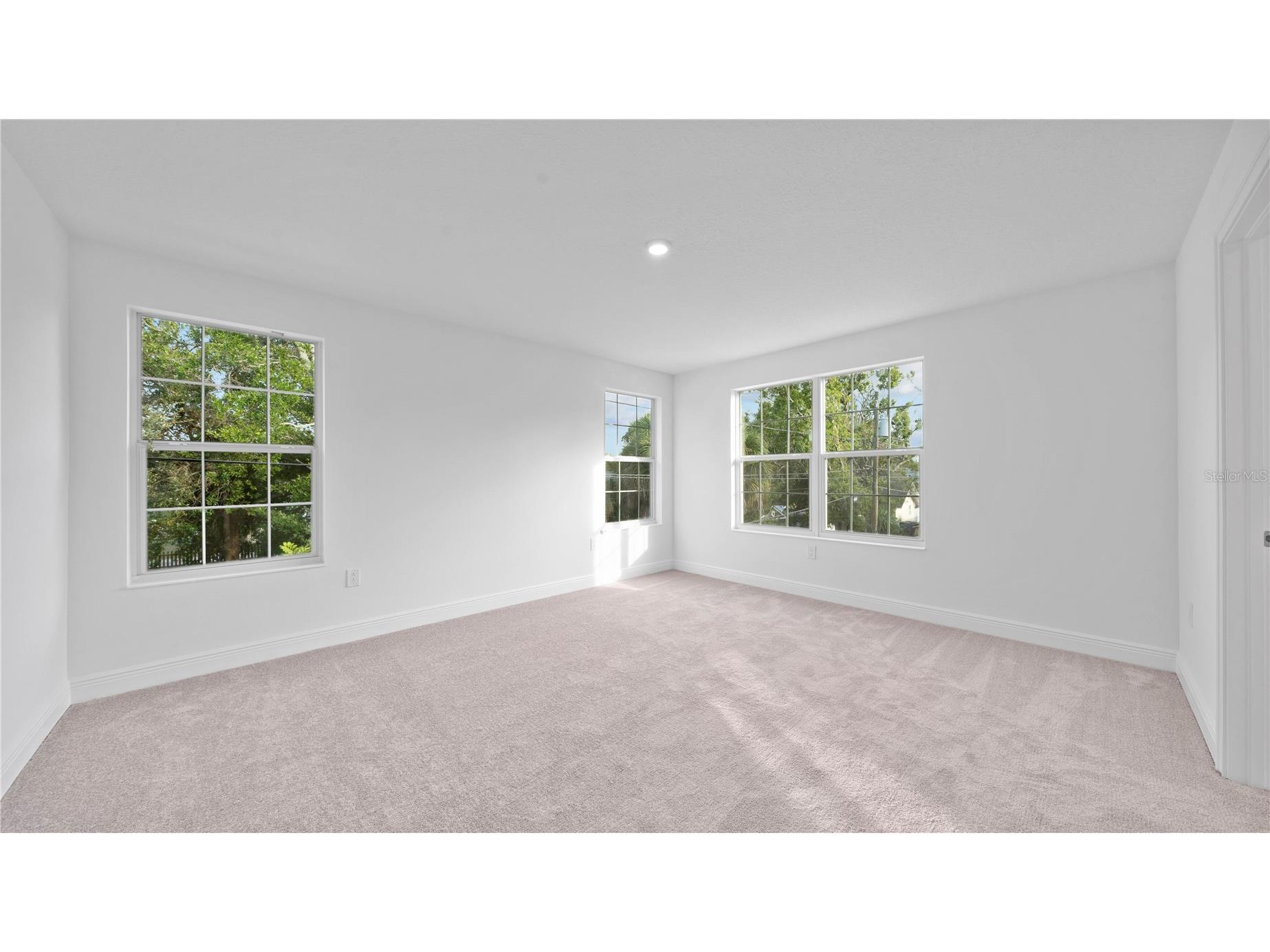 1156 37th Avenue N Saint Petersburg FL 33713 TB8516454 image28
