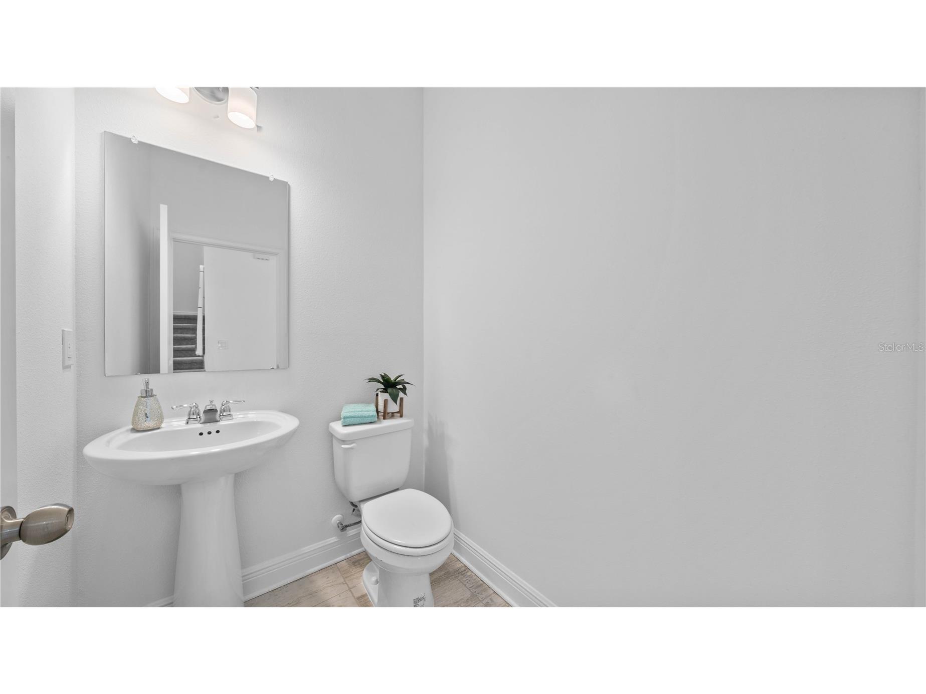 1156 37th Avenue N Saint Petersburg FL 33713 TB8516454 image6