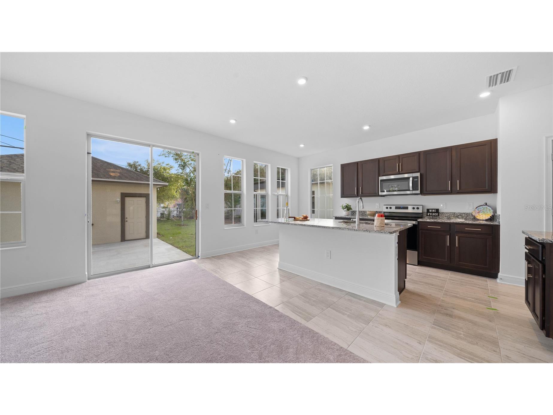 1156 37th Avenue N Saint Petersburg FL 33713 TB8516454 image8