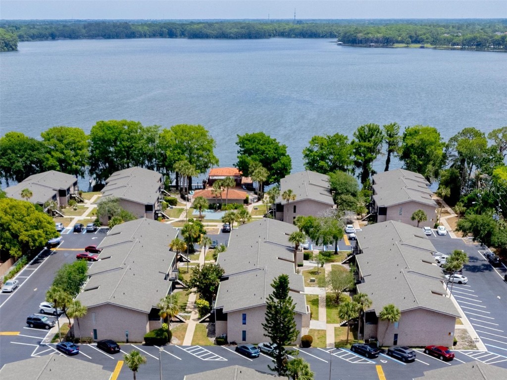 1156 Calle Del Norte #C Casselberry FL 32707 - LAKE HOWELL O6302240 image1