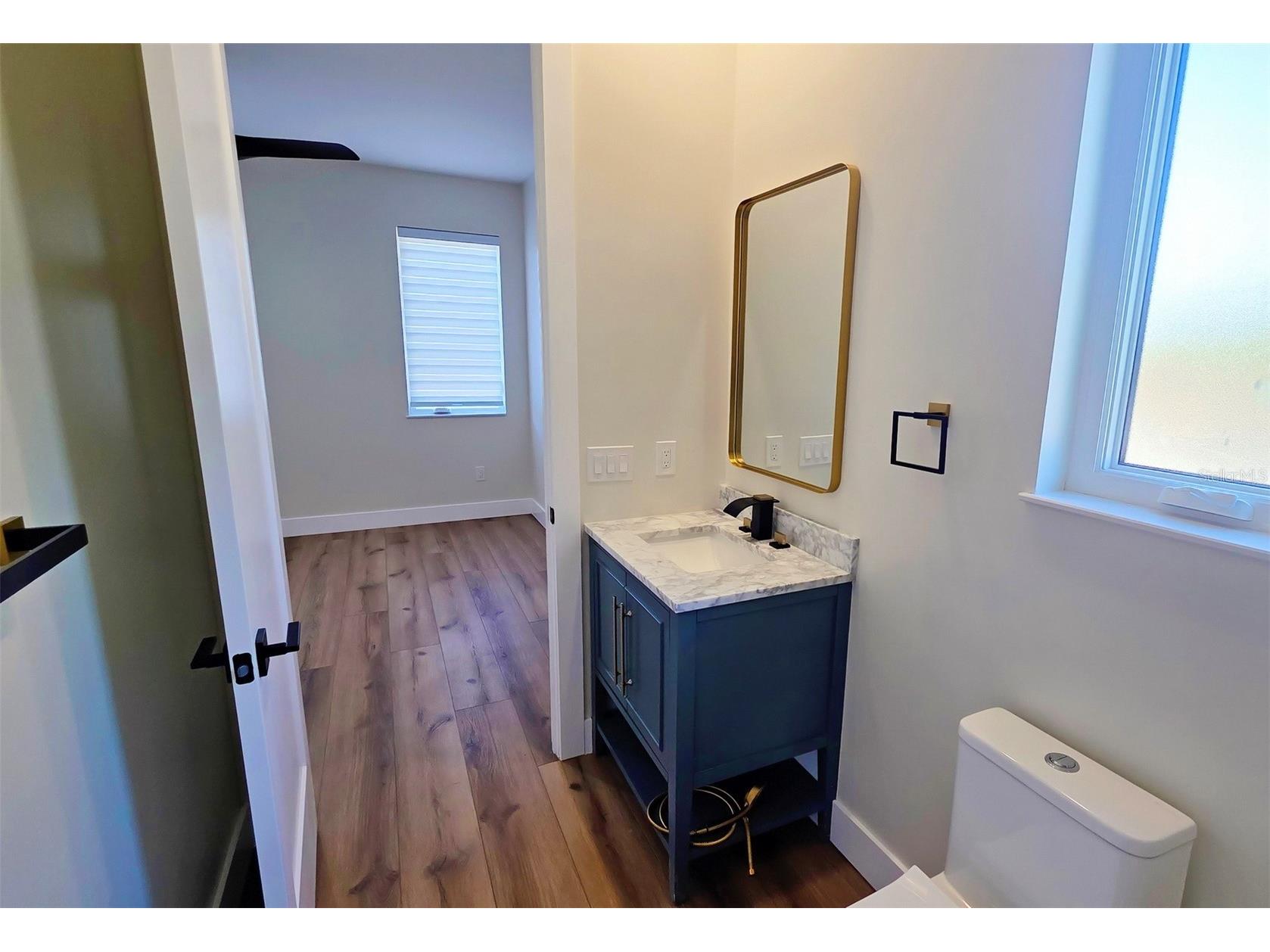 1156 Cocoanut Avenue Sarasota FL 34236 - SARASOTA BAY A4680261 image69