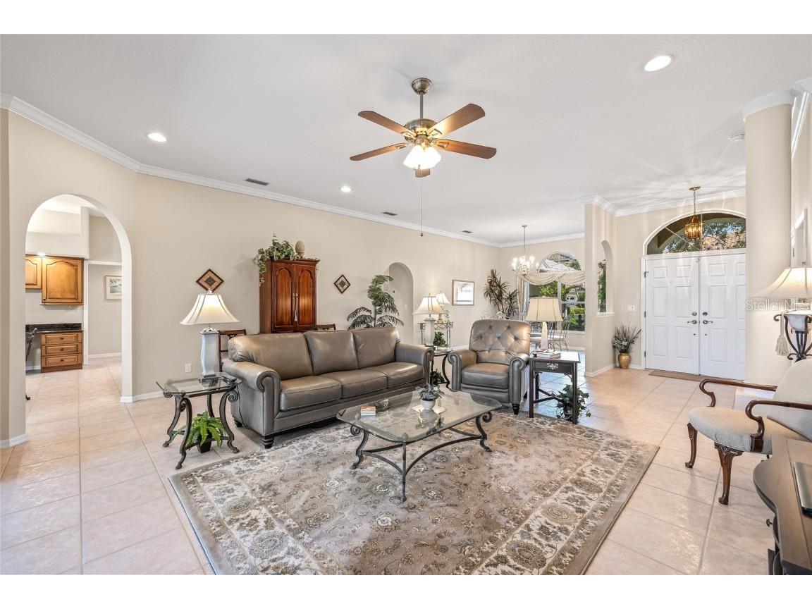 1156 Darlington Oak Drive NE Saint Petersburg FL 33703 TB8422604 image11