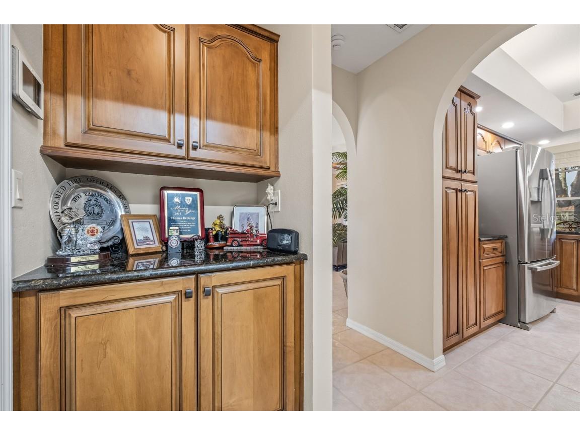 1156 Darlington Oak Drive NE Saint Petersburg FL 33703 TB8422604 image38