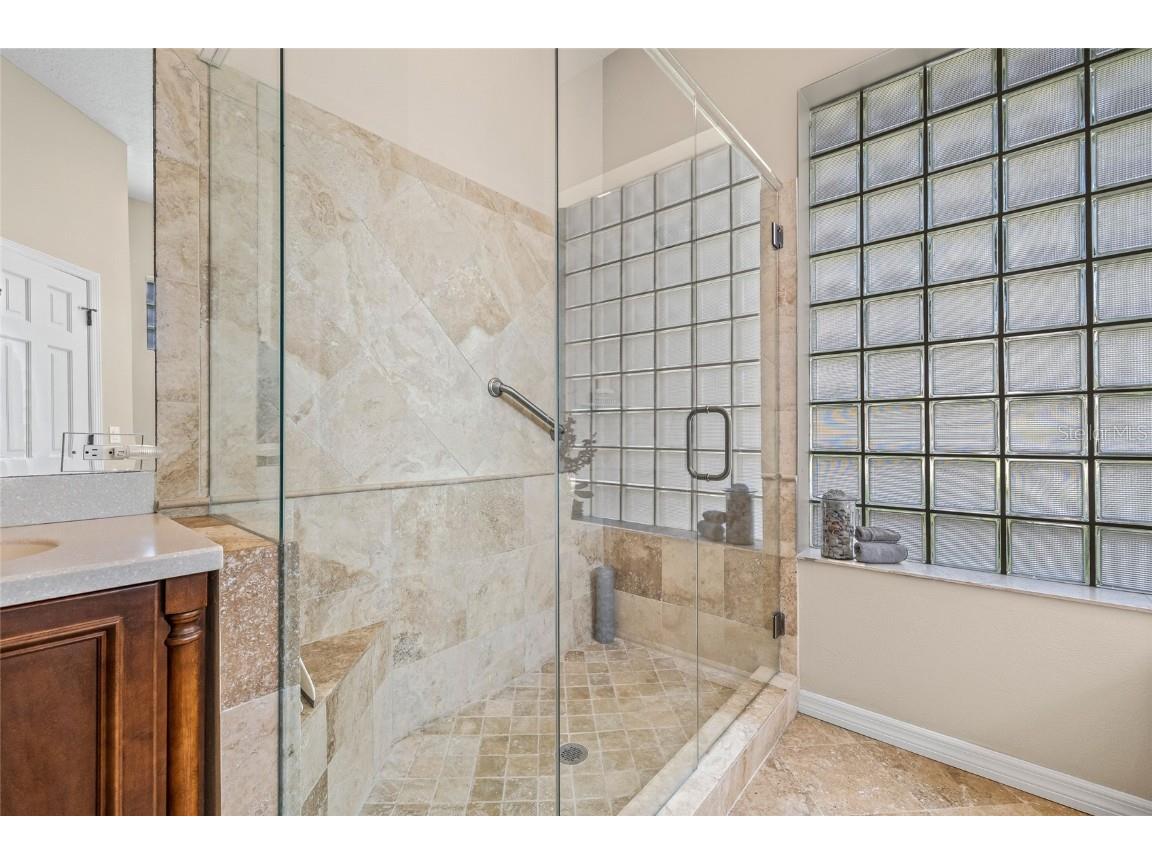 1156 Darlington Oak Drive NE Saint Petersburg FL 33703 TB8422604 image44