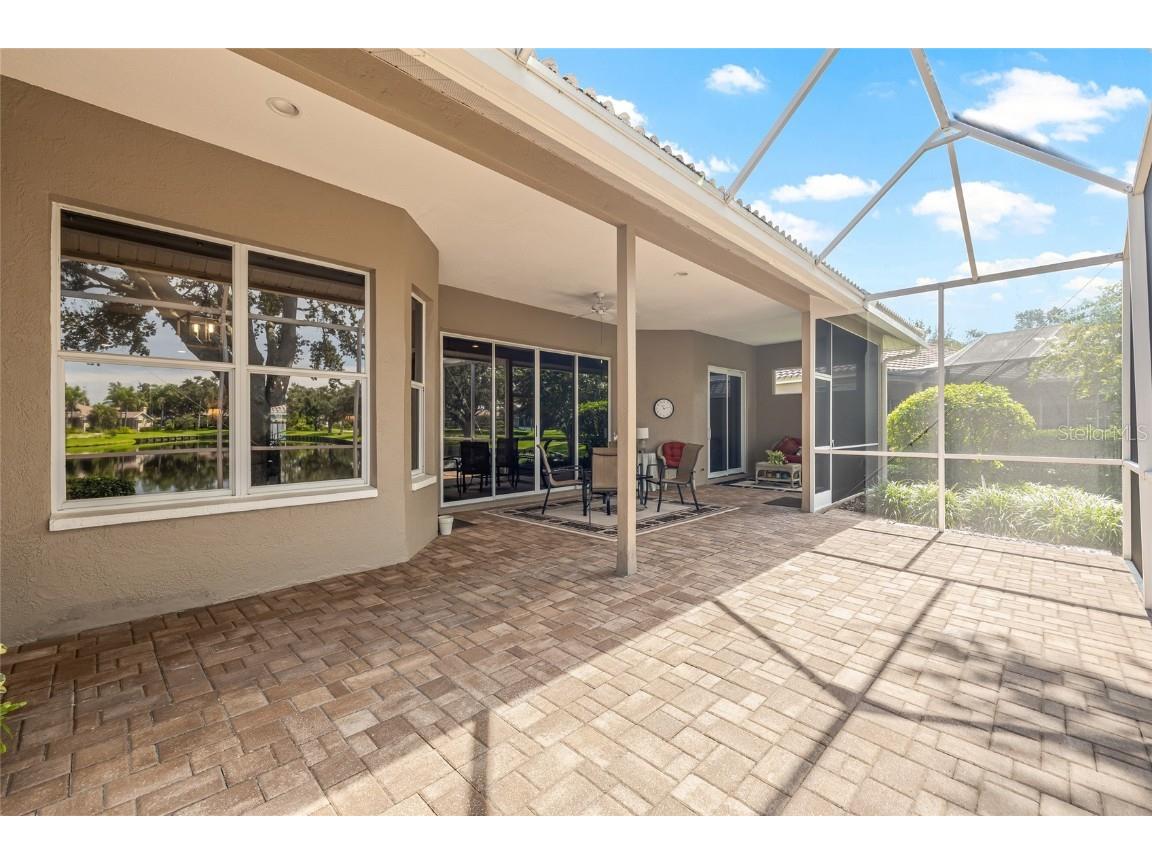 1156 Darlington Oak Drive NE Saint Petersburg FL 33703 TB8422604 image50