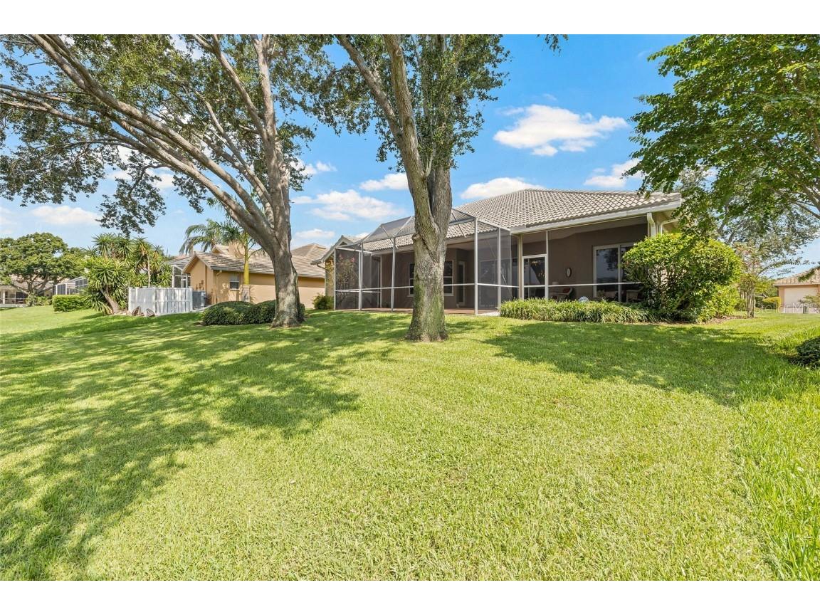 1156 Darlington Oak Drive NE Saint Petersburg FL 33703 TB8422604 image53