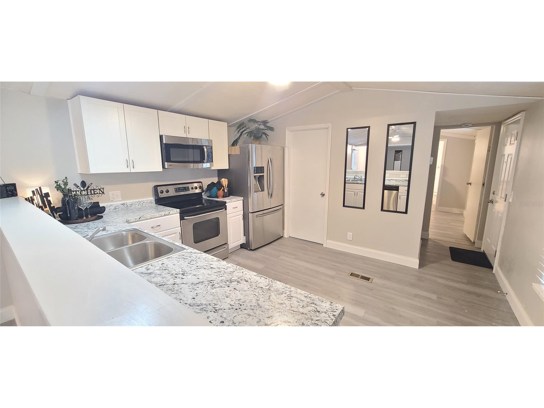 1156 Greenbriar Avenue Port Orange FL 32127 O6420184 image9