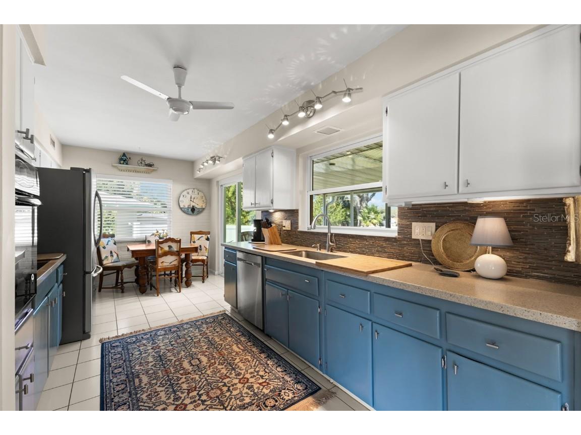 1156 Taylor Avenue Dunedin FL 34698 TB8461936 image14