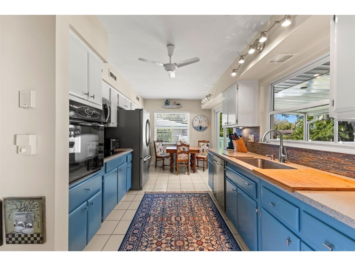 1156 Taylor Avenue Dunedin FL 34698 TB8461936 image15