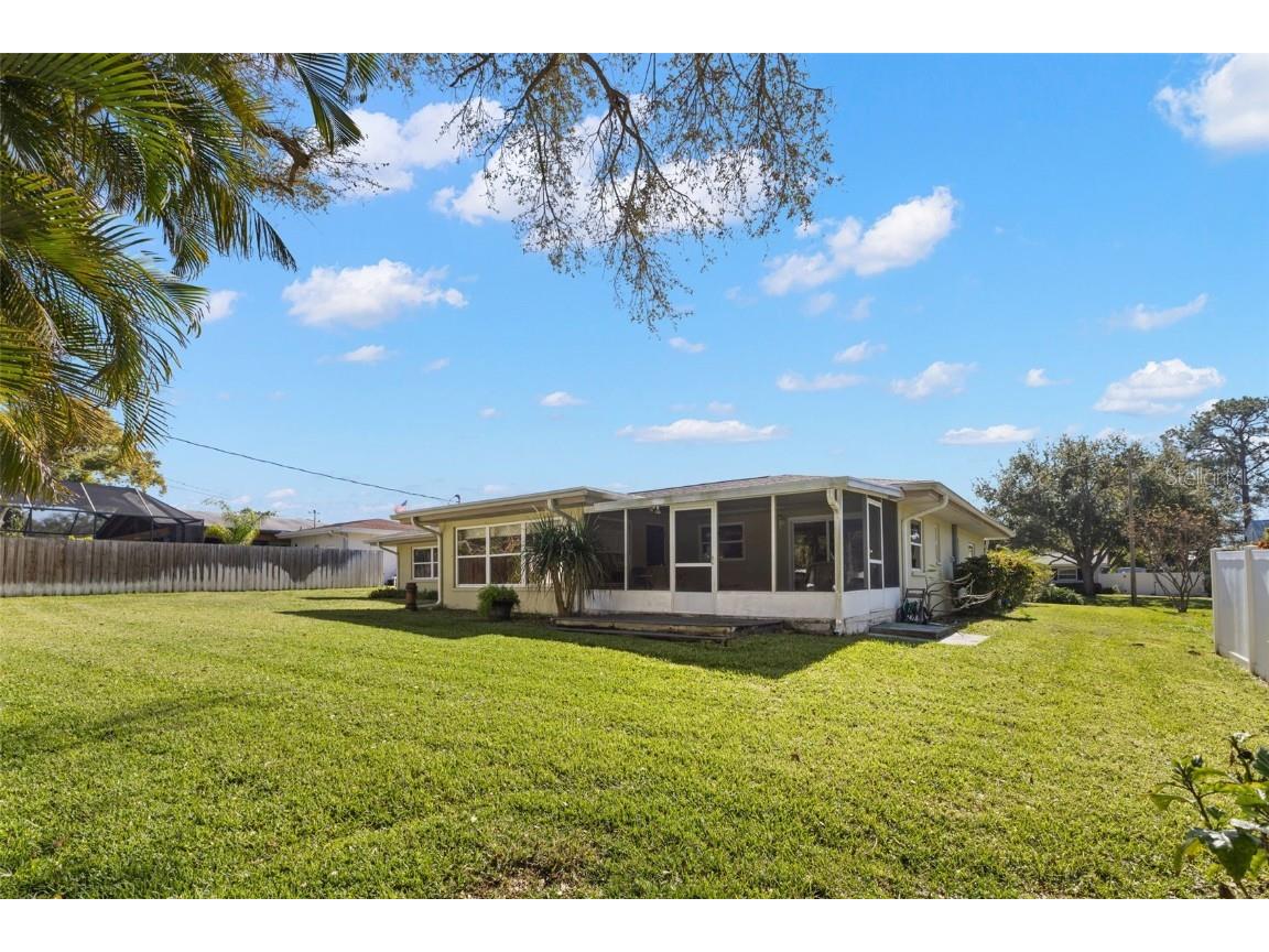 1156 Taylor Avenue Dunedin FL 34698 TB8461936 image34