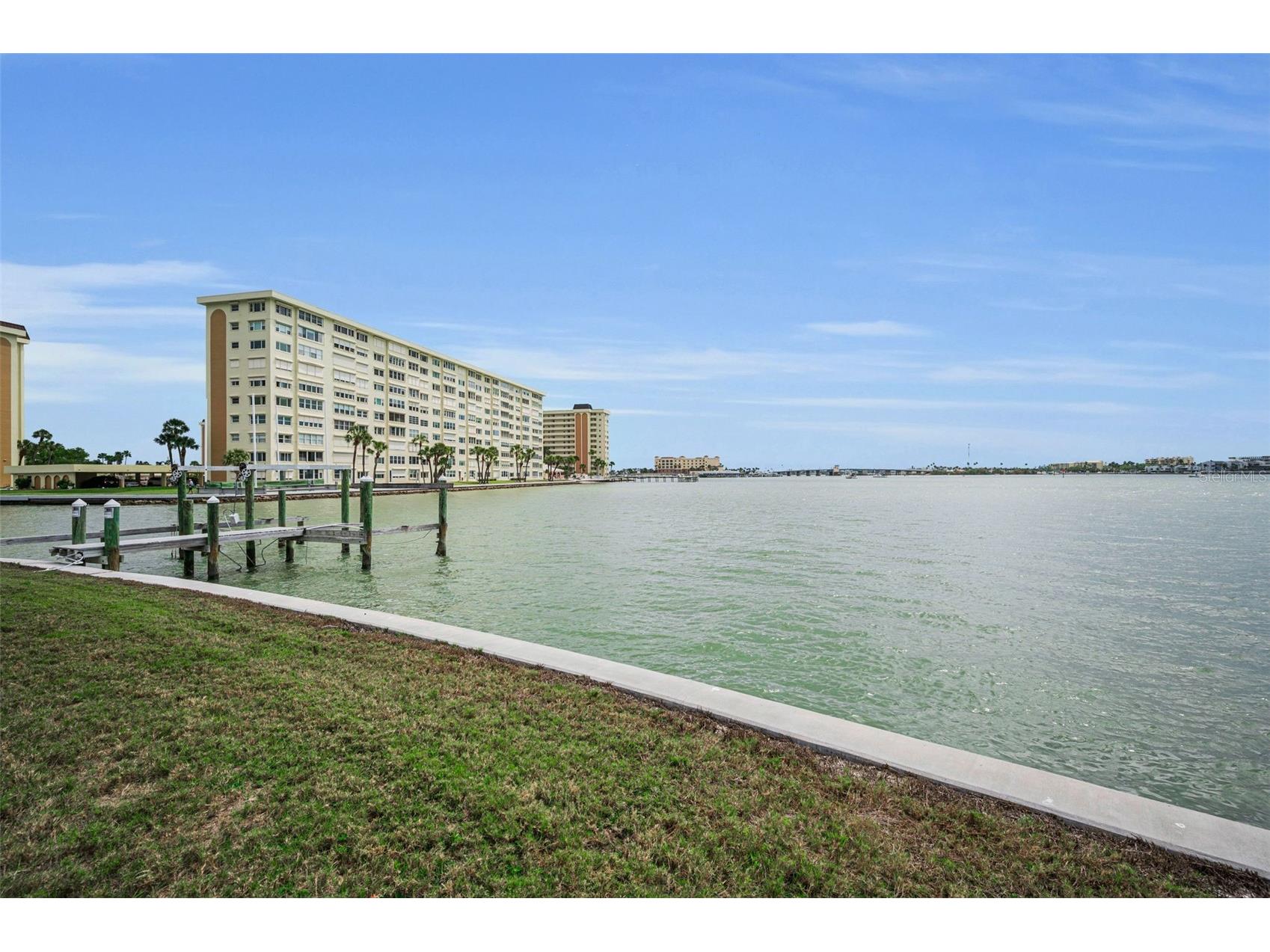 11566 47th Avenue N Saint Petersburg FL 33708 TB8487254 image49