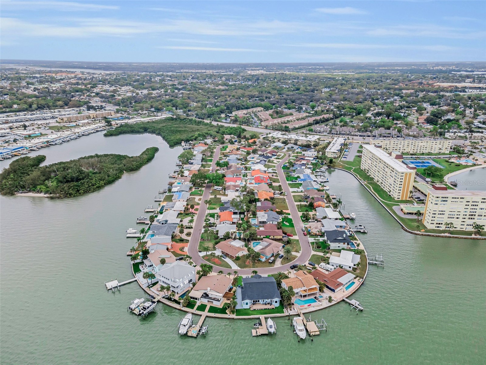11566 47th Avenue N Saint Petersburg FL 33708 TB8487254 image50